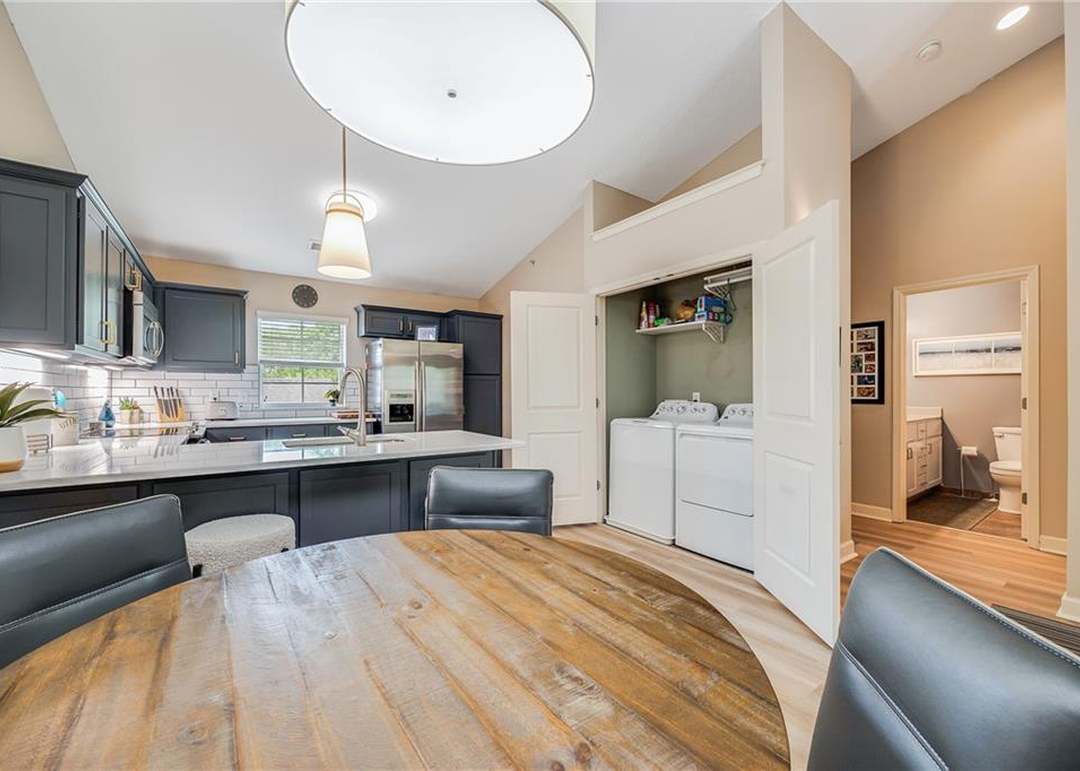 7629 W 78th Street — photo 12