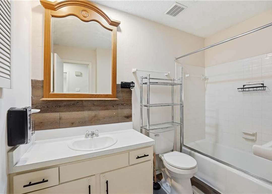 10901 Gillette Street — photo 12