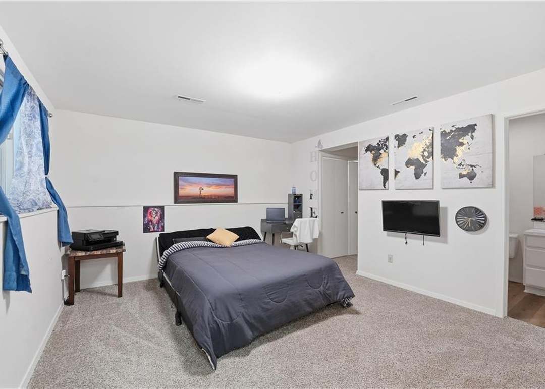 10901 Gillette Street — photo 13