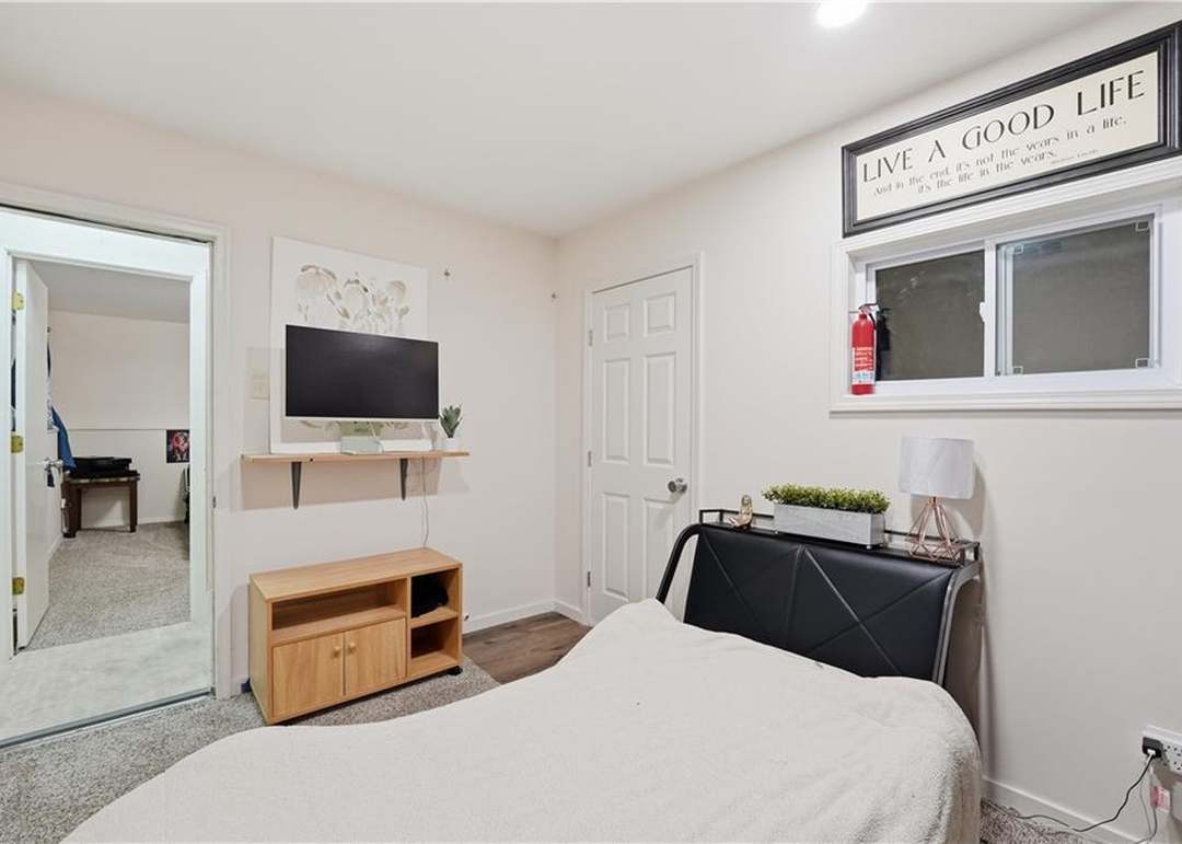 10901 Gillette Street — photo 15