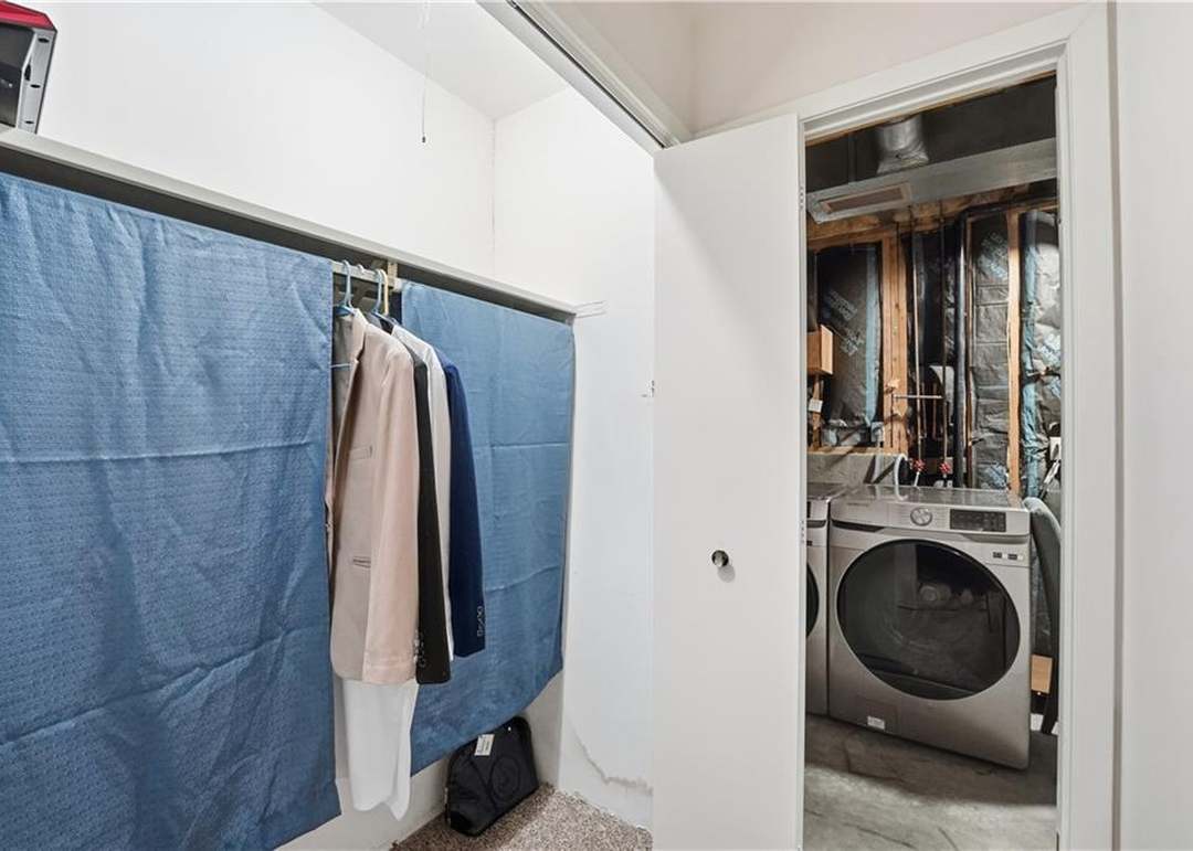 10901 Gillette Street — photo 16