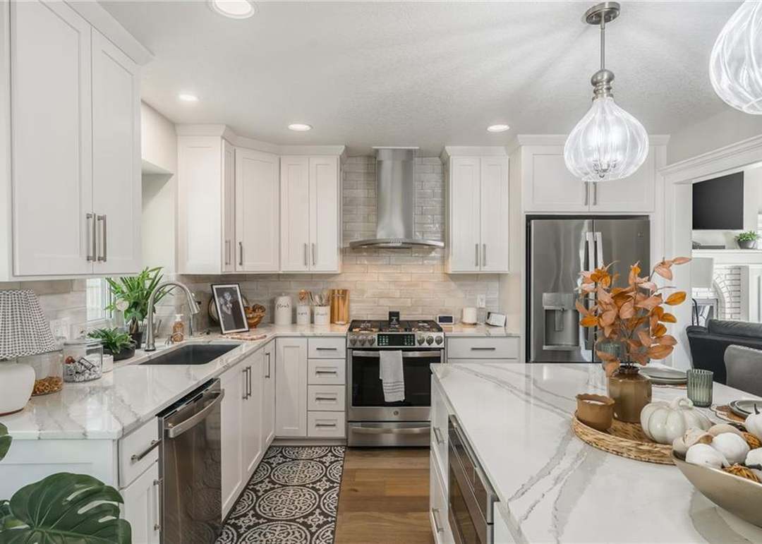 1004 SW Hiawatha Drive — photo 31