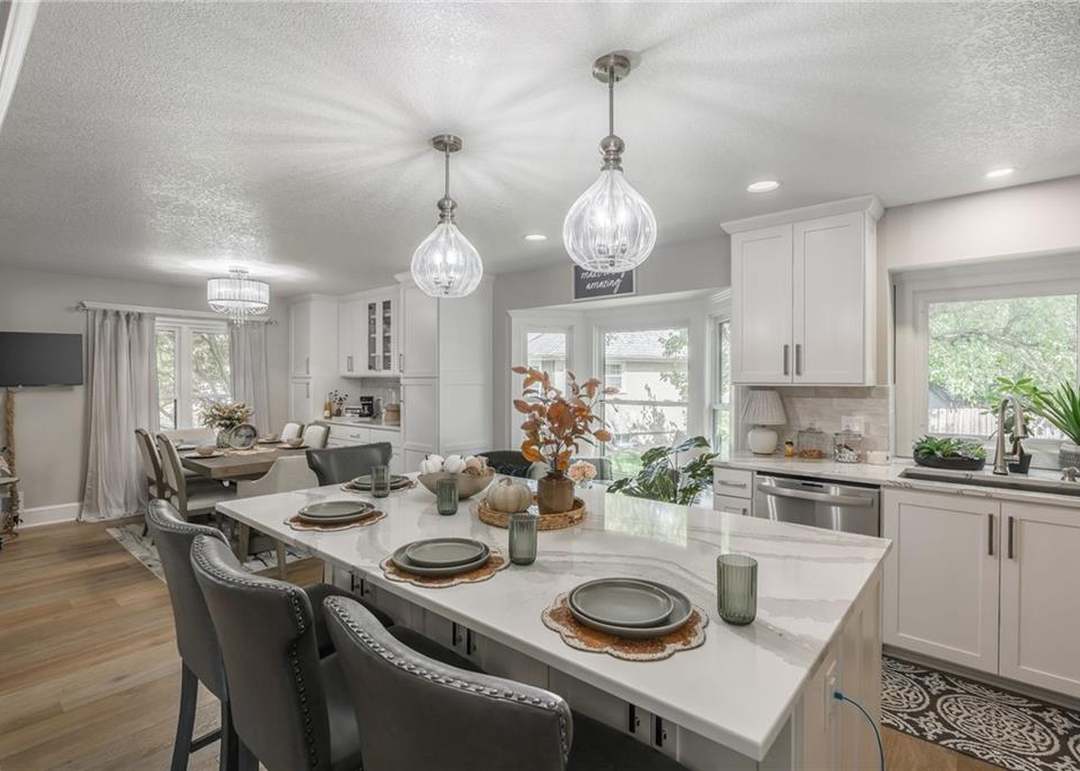 1004 SW Hiawatha Drive — photo 32