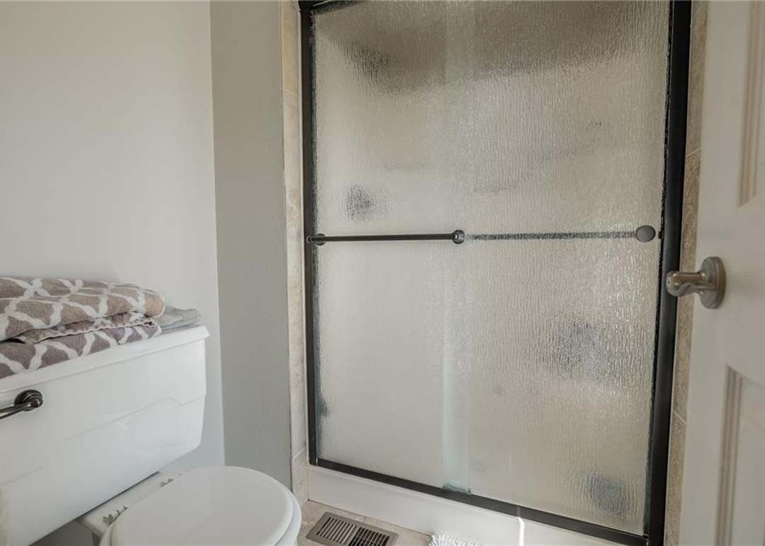 1004 SW Hiawatha Drive — photo 39