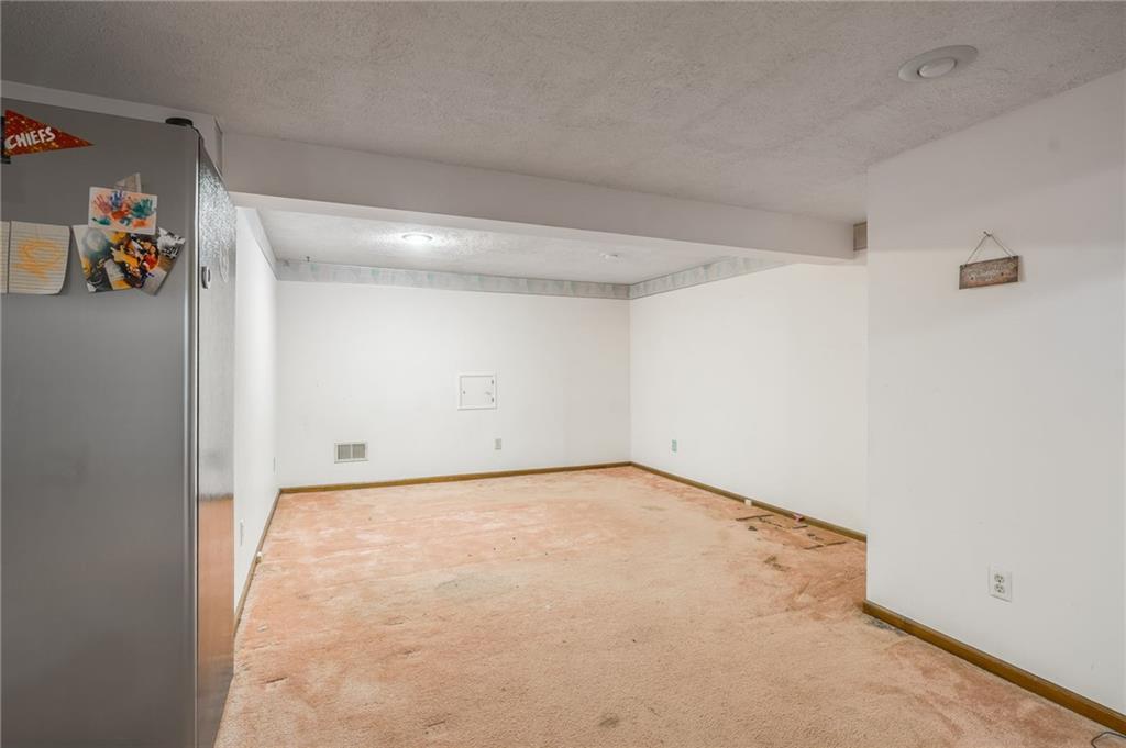 1004 SW Hiawatha Drive — photo 46