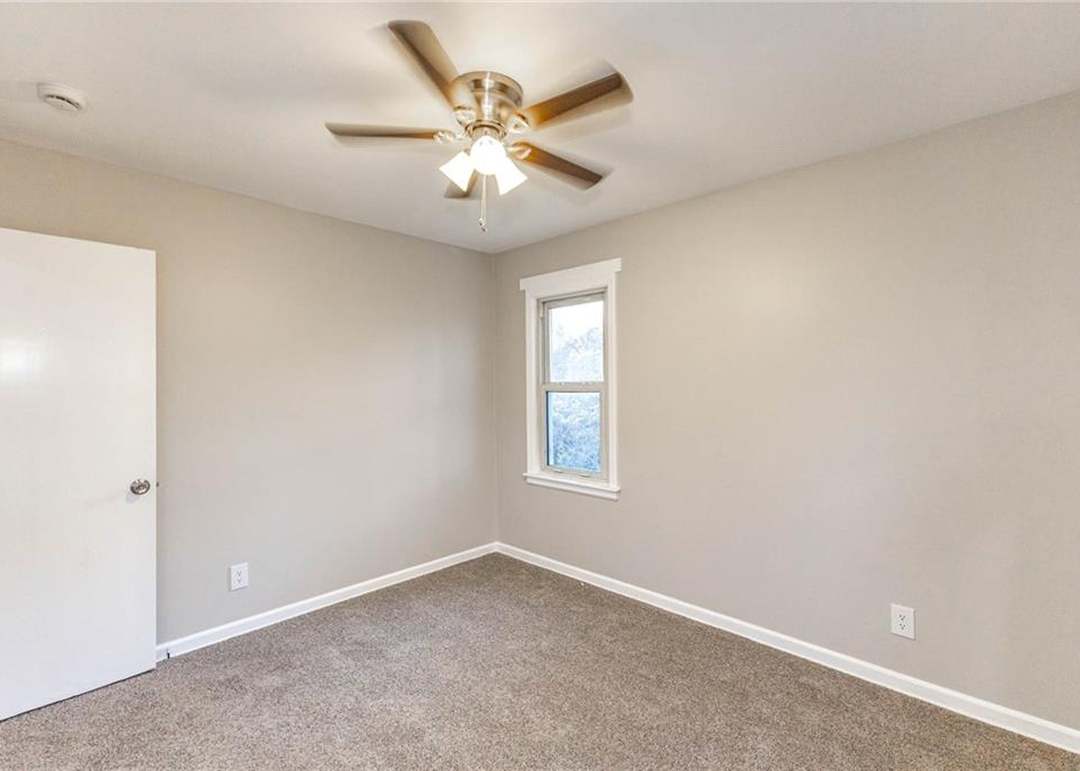 9005 E 74TH Terrace — photo 32