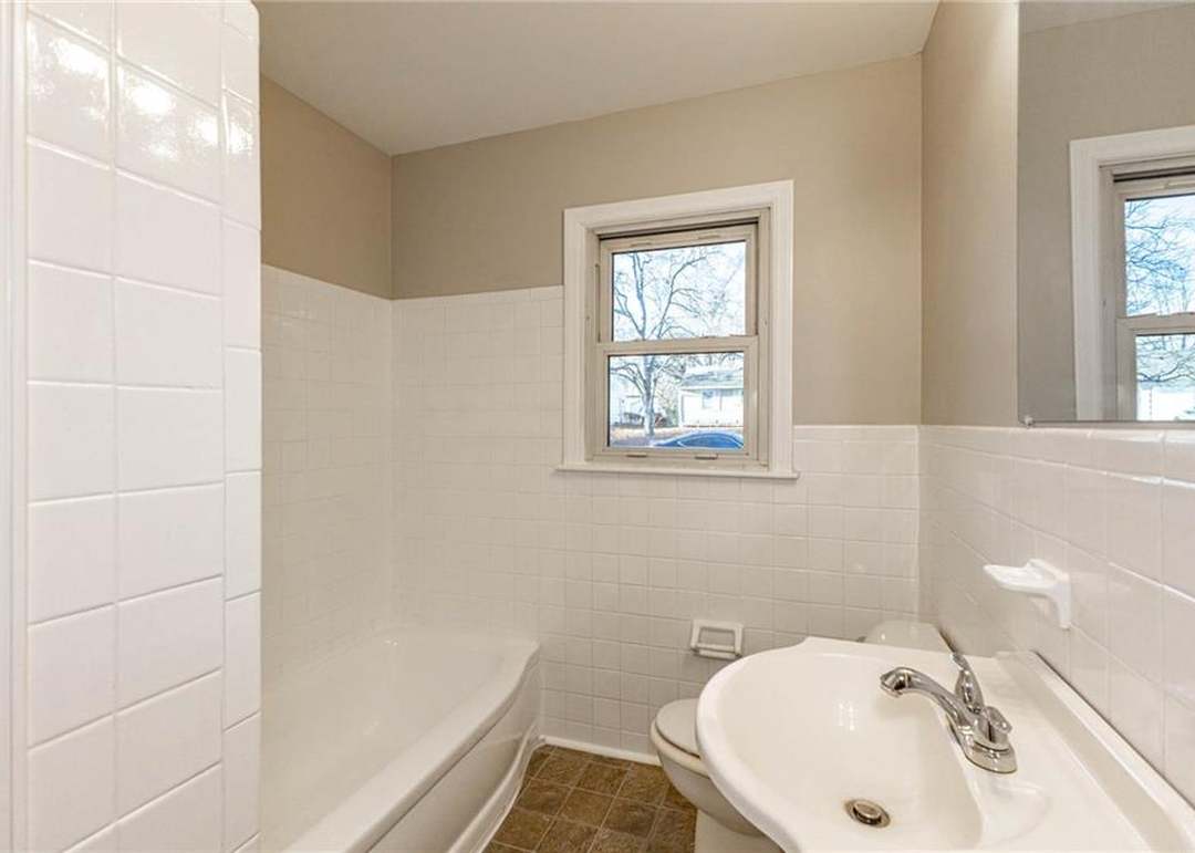 9005 E 74TH Terrace — photo 34