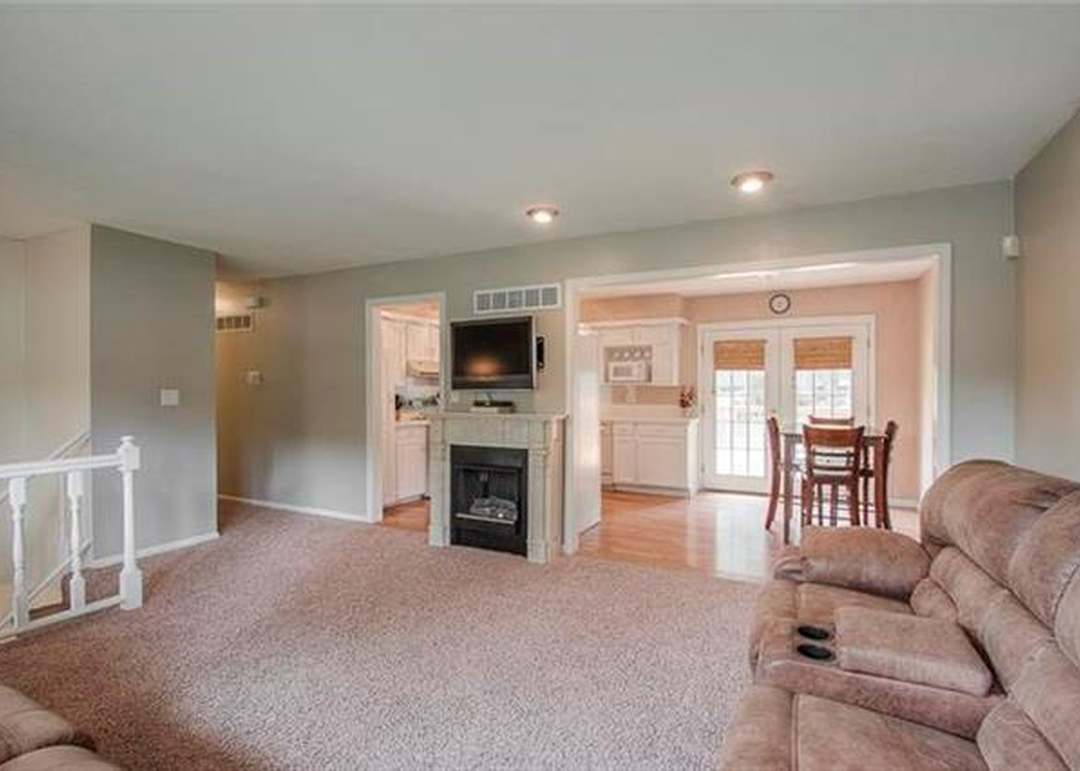 11813 E 56th Street — photo 6