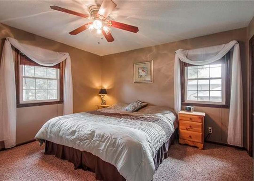 11813 E 56th Street — photo 15