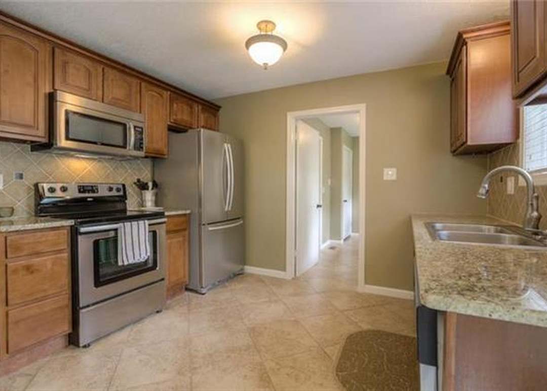 5716 W 81ST Street — photo 14