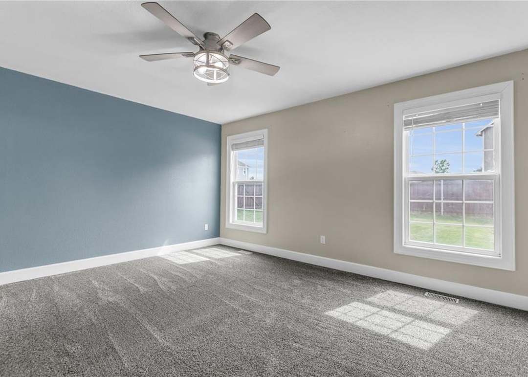 1221 Greenbrier Drive — photo 20