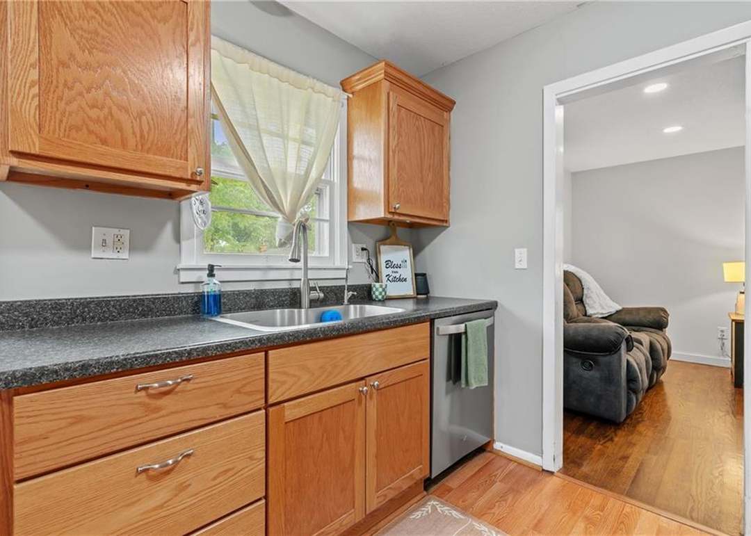 112 Delores Street — photo 16