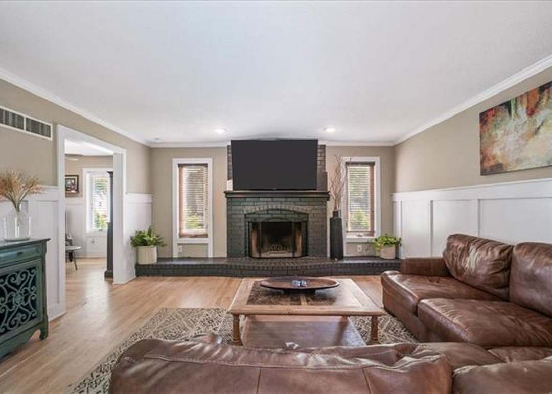 1114 E Sleepy Hollow Drive — photo 15