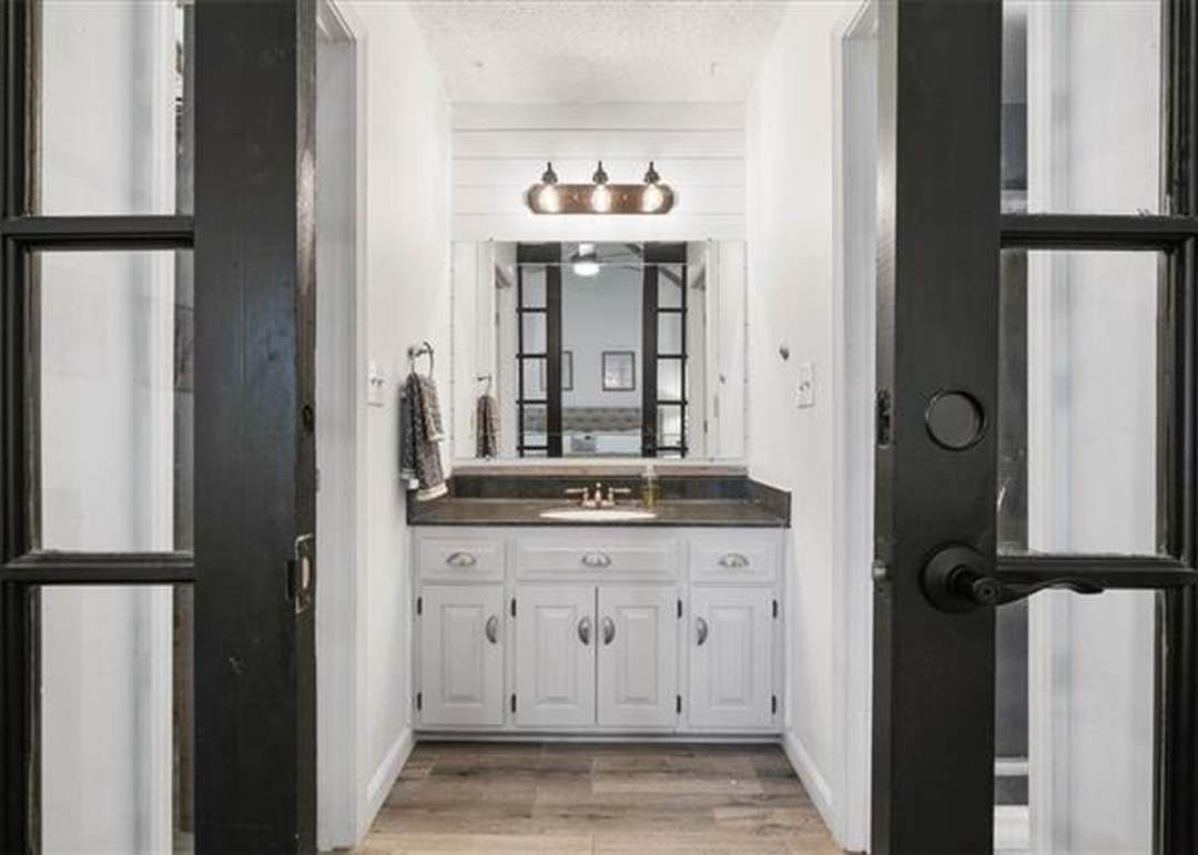 1114 E Sleepy Hollow Drive — photo 34