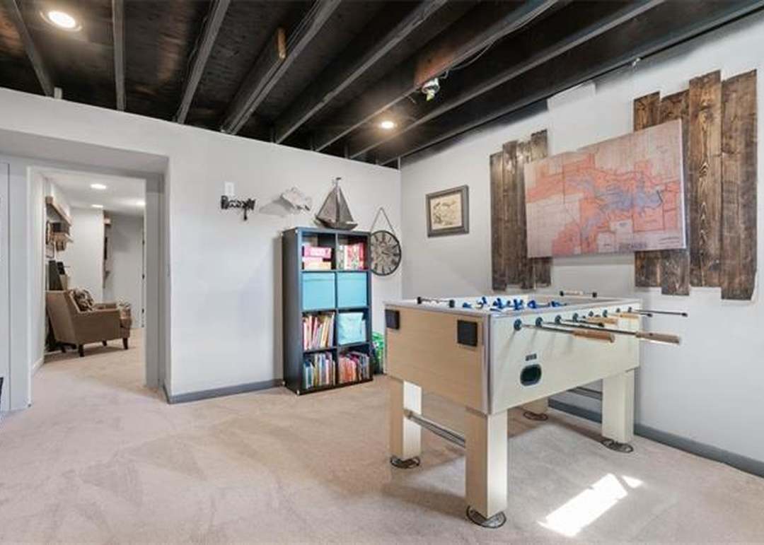 1114 E Sleepy Hollow Drive — photo 42