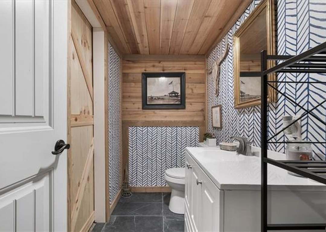 1114 E Sleepy Hollow Drive — photo 43