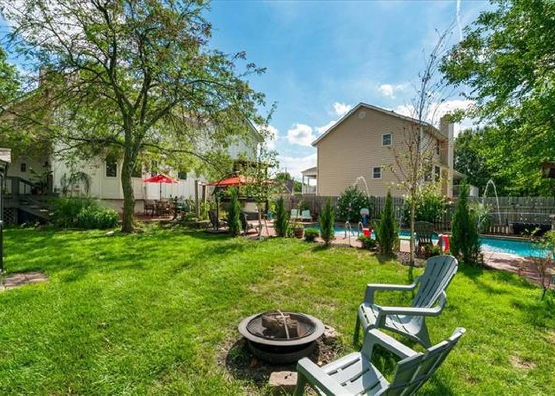 1114 E Sleepy Hollow Drive — photo 51