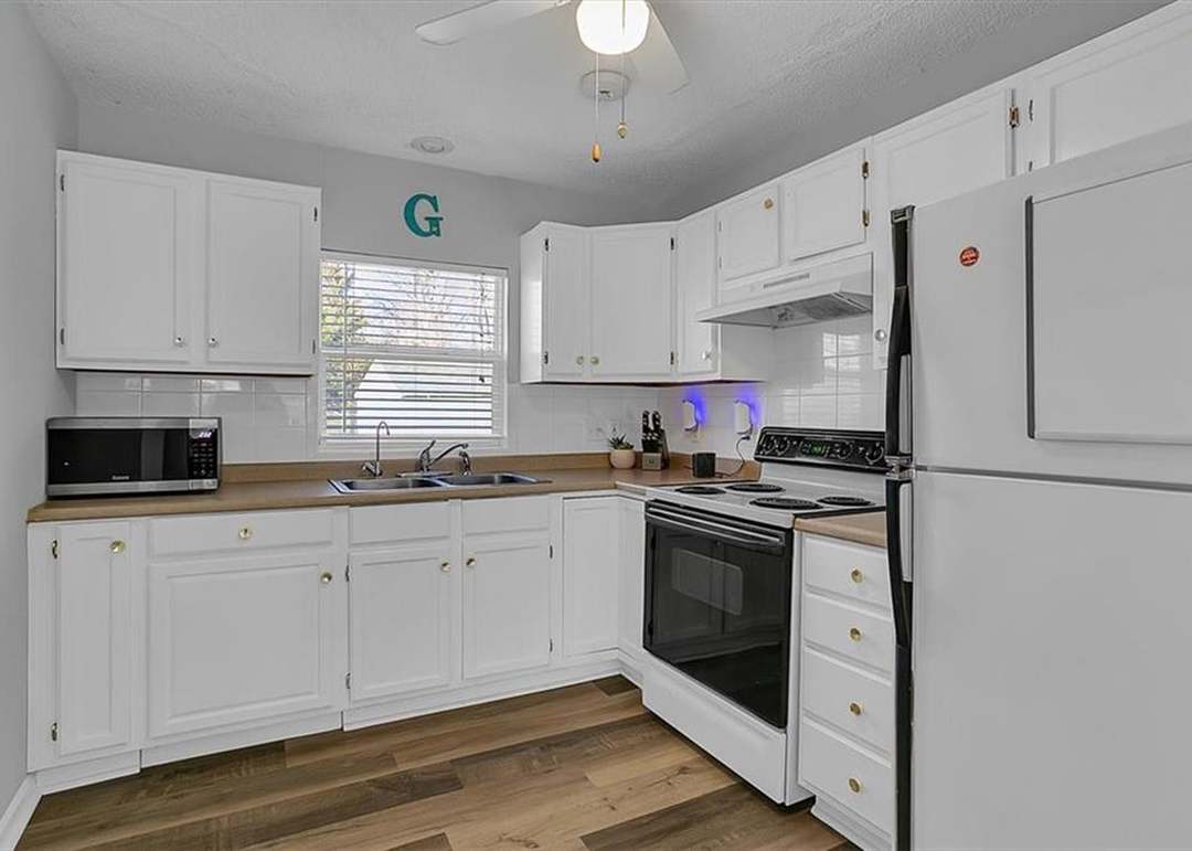5632 E 102nd Street — photo 11