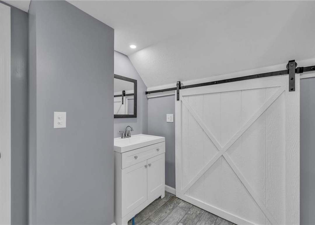 2311 Shawnee Drive — photo 23