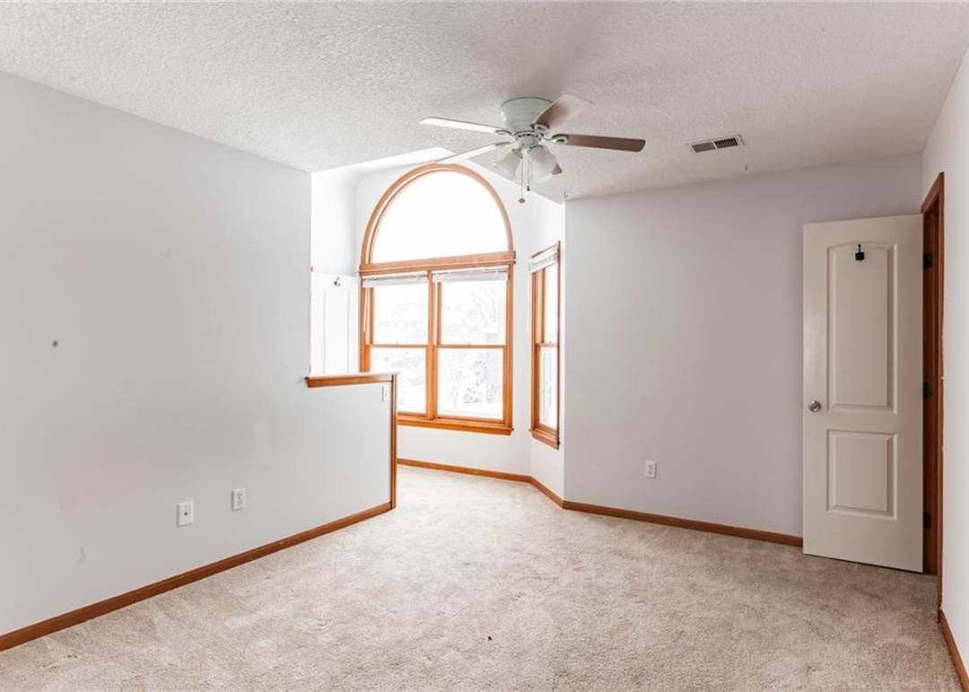 1305 SW Pebble Lane — photo 22