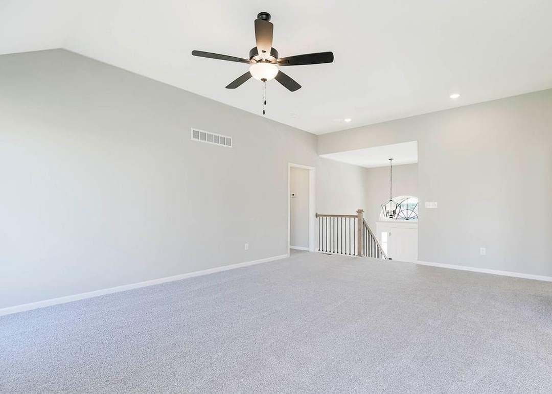 11802 N Manning Avenue — photo 2