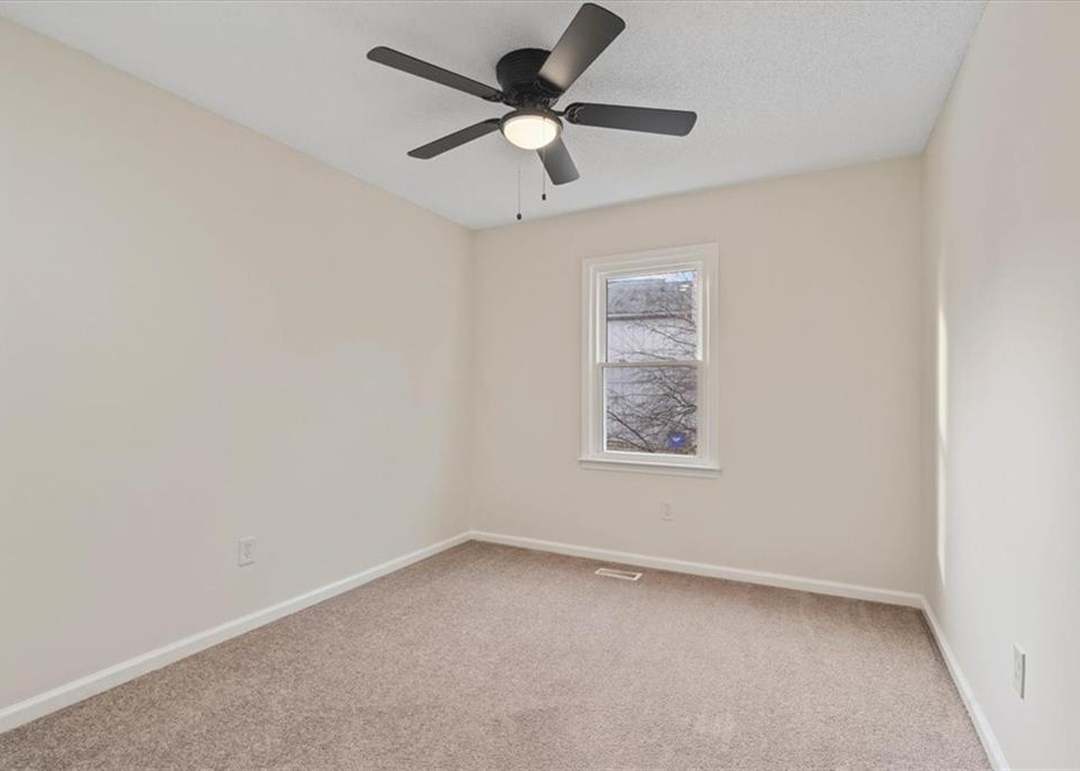 15907 W 124th Terrace — photo 7