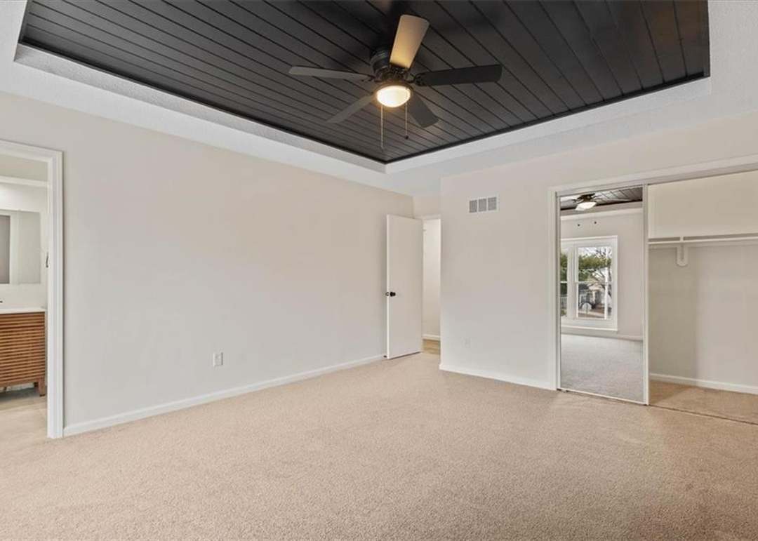 15907 W 124th Terrace — photo 13