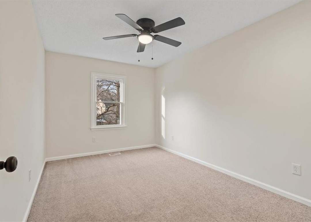 15907 W 124th Terrace — photo 14
