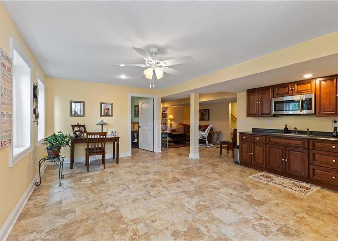4120 SW FLINTROCK Drive — photo 3