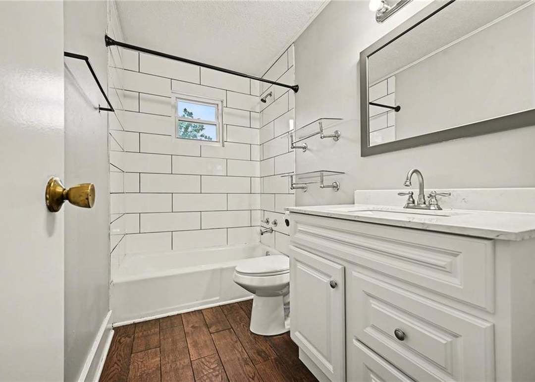 8011 E 88th Street — photo 5