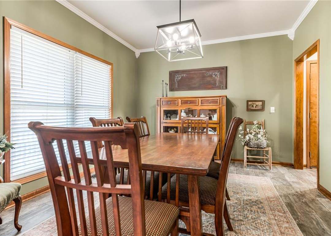 1205 E 203rd Street — photo 4