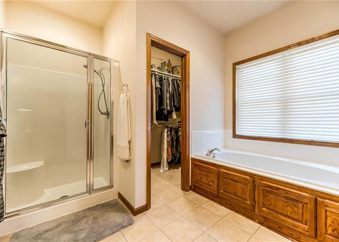 1205 E 203rd Street — photo 48