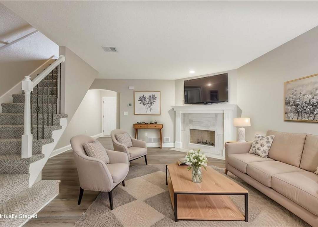 1215 NW Hidden Ridge Circle — photo 9