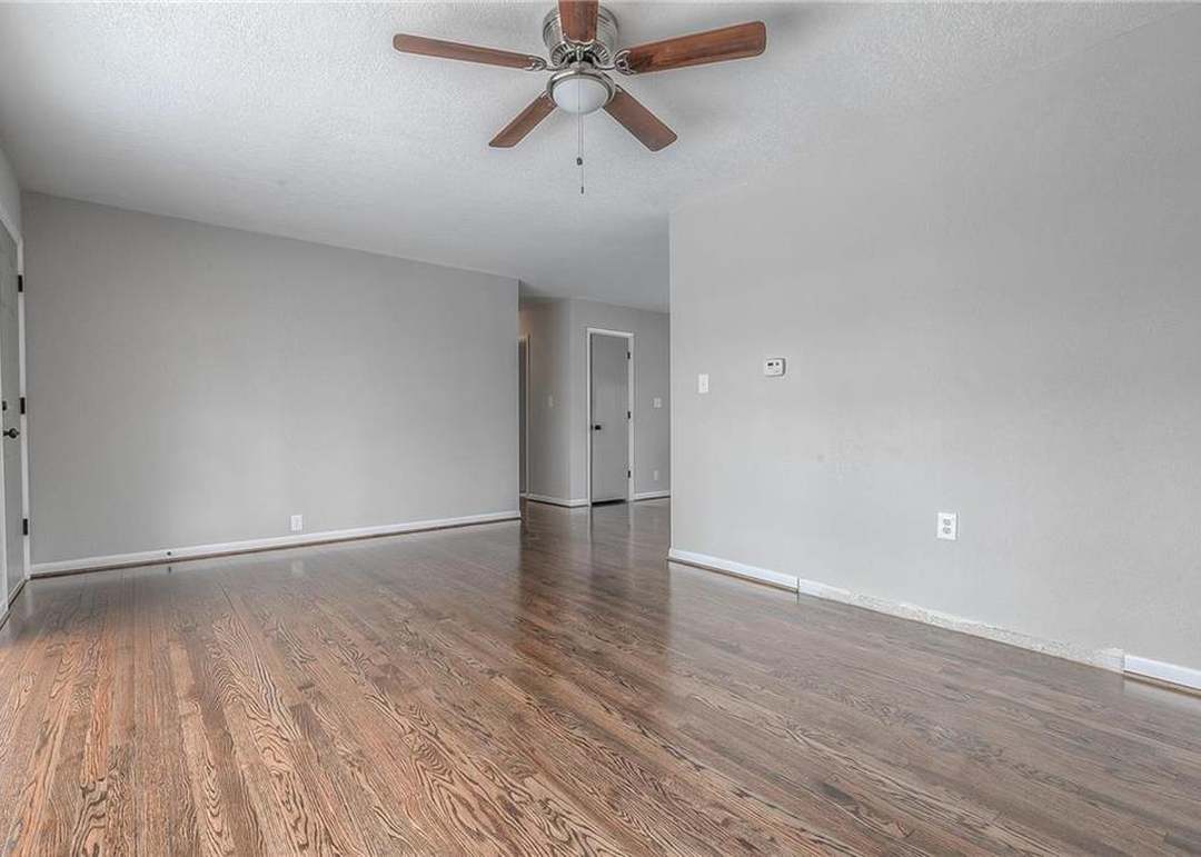 7307 E 108th Terrace — photo 5