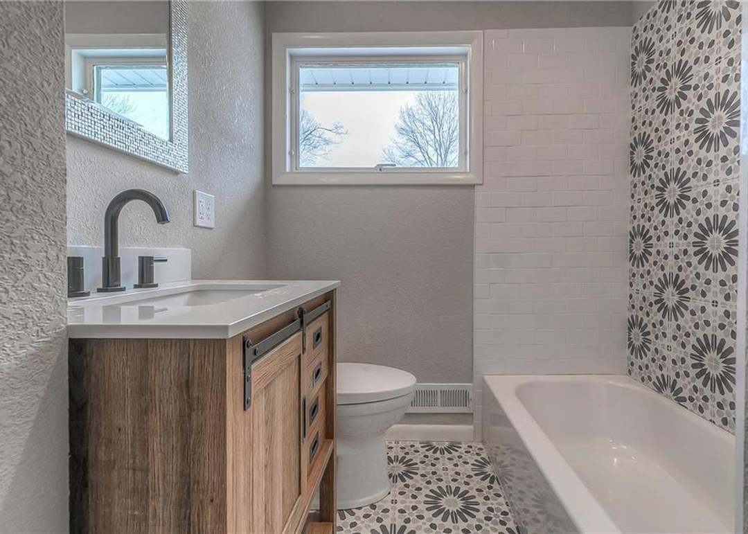 7307 E 108th Terrace — photo 15