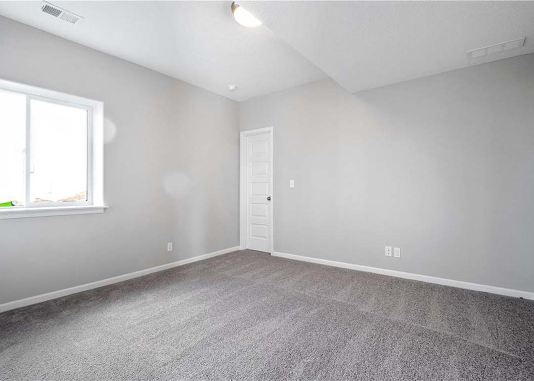 25437 W 149th Terrace — photo 11