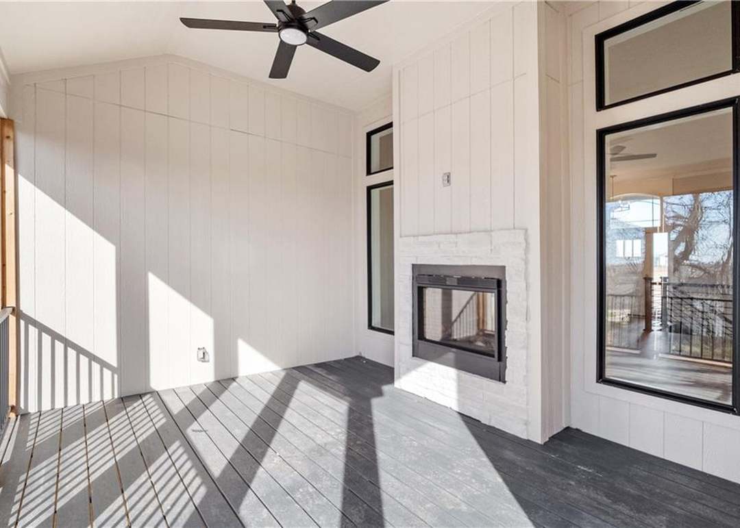 25437 W 149th Terrace — photo 32