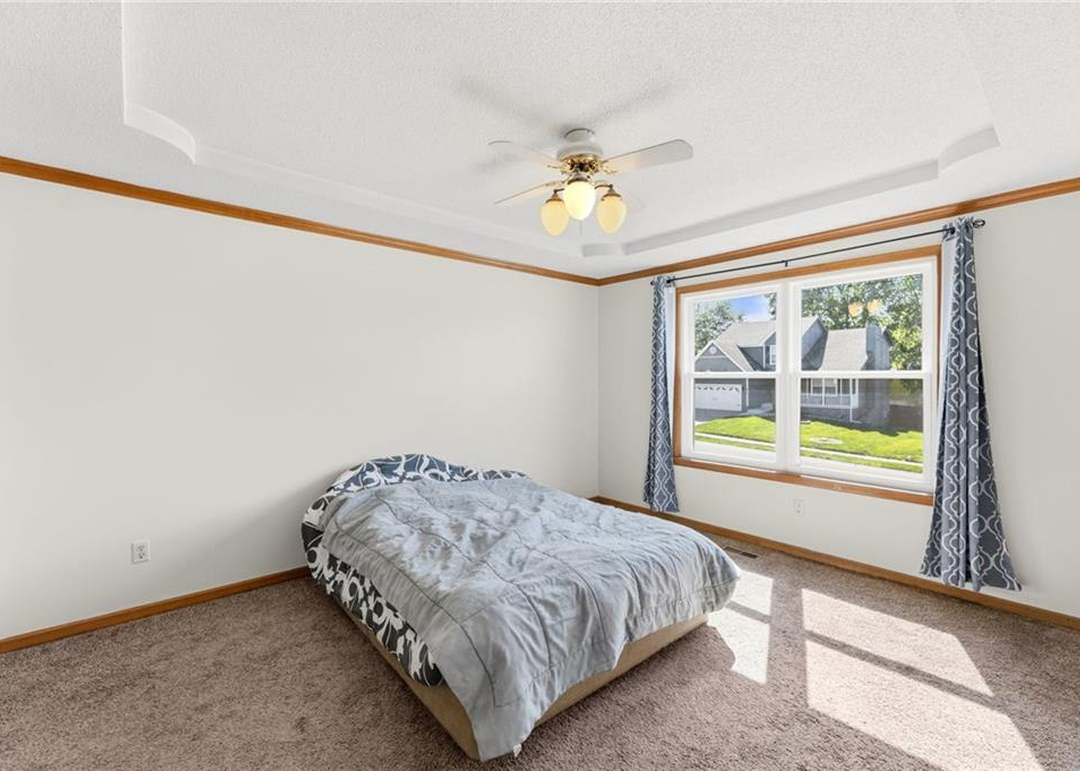 821 NE Michael Drive — photo 7