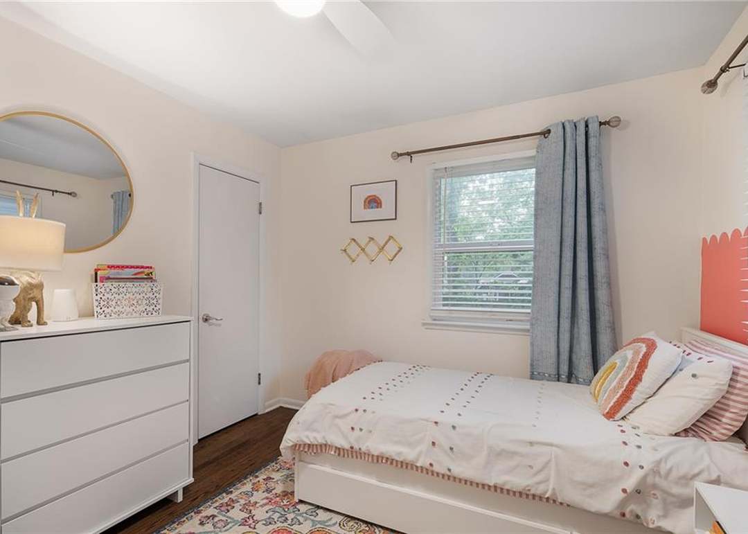 5212 Delmar Street — photo 7
