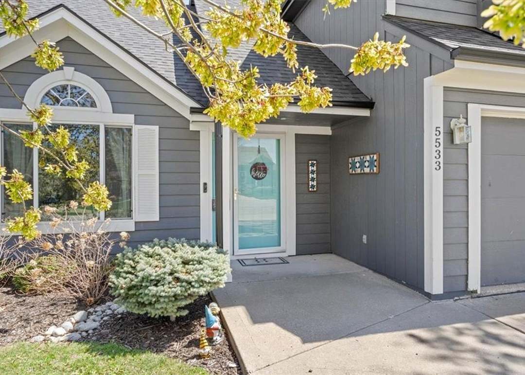 5533 Apache Court — photo 9