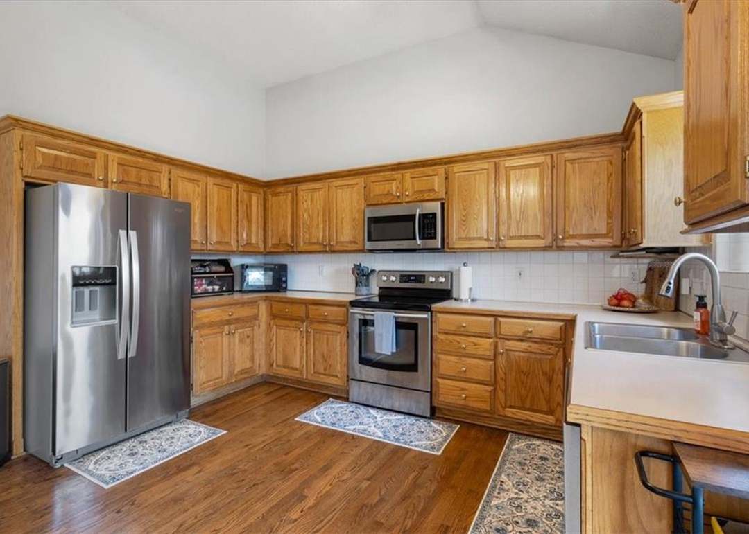 5533 Apache Court — photo 15