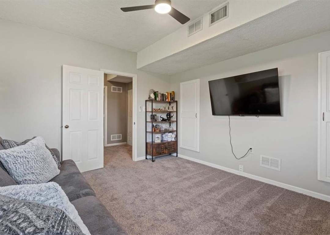 5533 Apache Court — photo 21