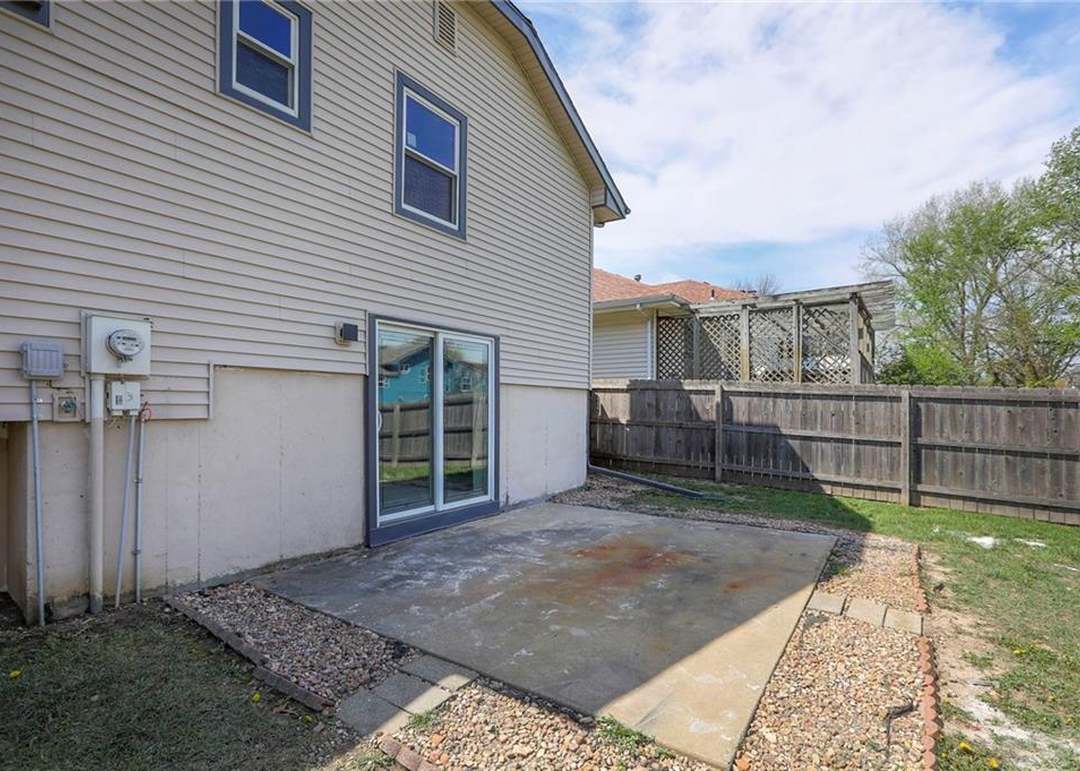 6900 E 140th Place — photo 36