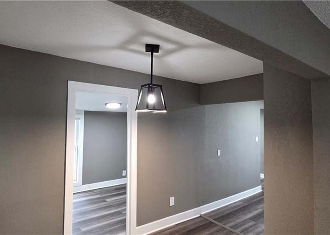 2810 Elmwood Avenue — photo 10