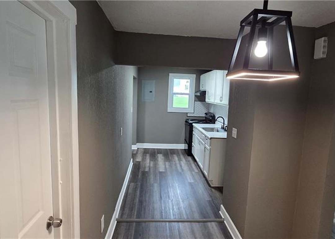 2810 Elmwood Avenue — photo 16