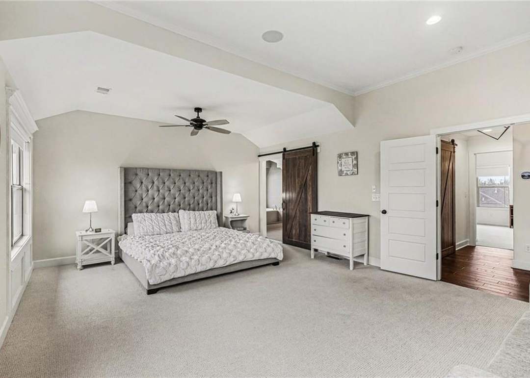 15945 W 165th Street — photo 4