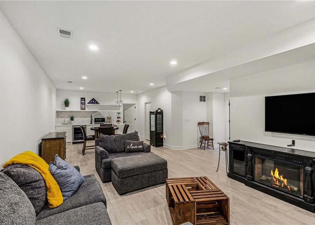 15945 W 165th Street — photo 30