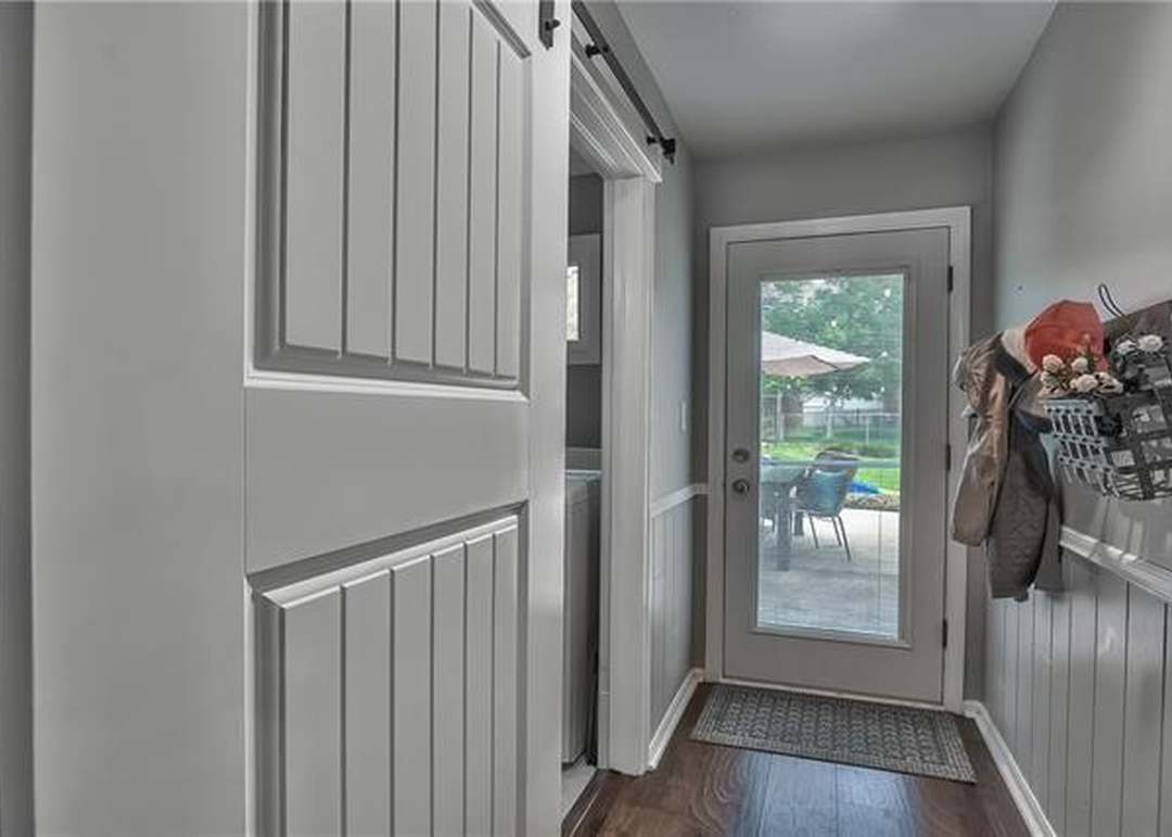 6408 W 101st Place — photo 13