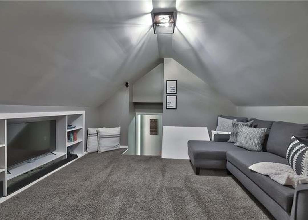 6408 W 101st Place — photo 32