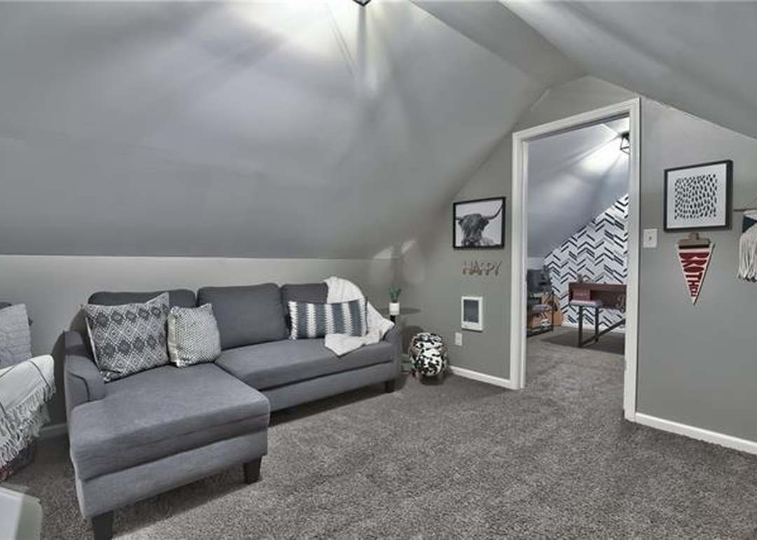 6408 W 101st Place — photo 33